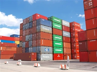 Küresel Ticaret Politikası Eğilimleri: Tarife düzenlemeleri ve paralel olarak...